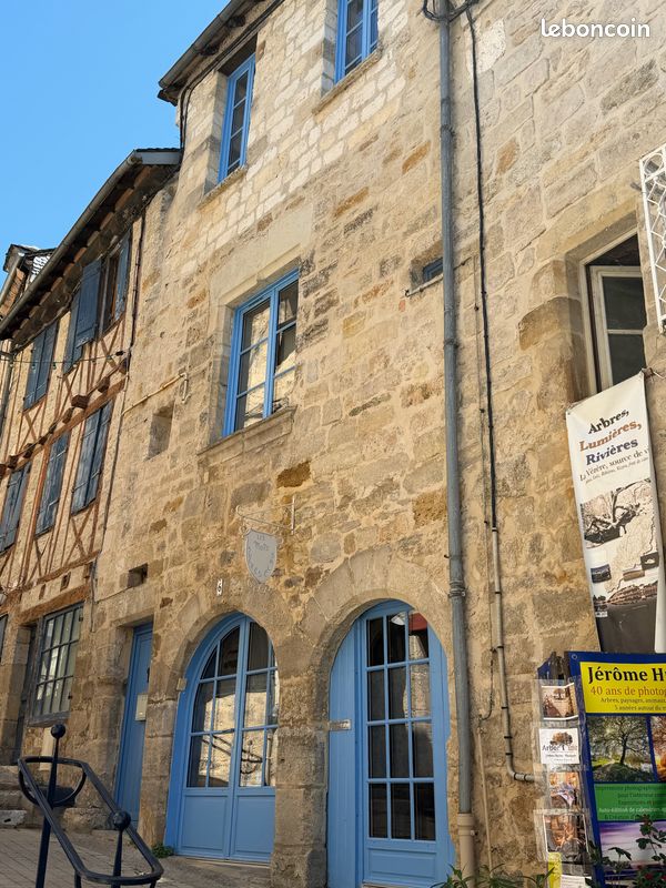 Maison 4 pièces 150 m² · à Terrasson-Lavilledieu · 150 m² · 128 000 €