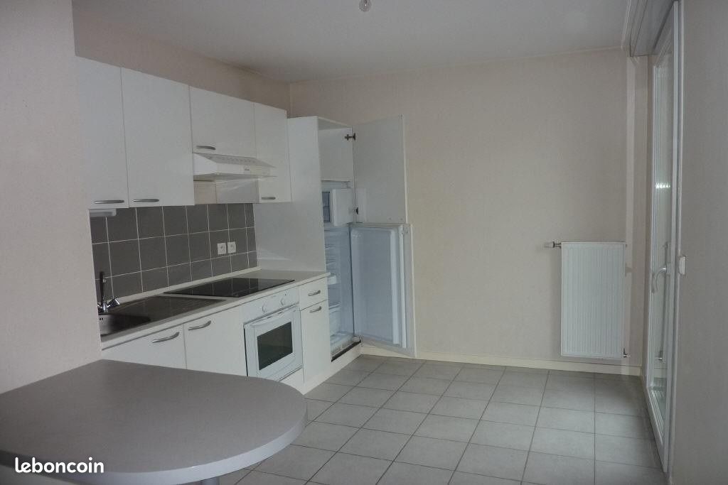 Appartement 1 pièce 39 m² · à Grenoble · 39 m² · 602 €