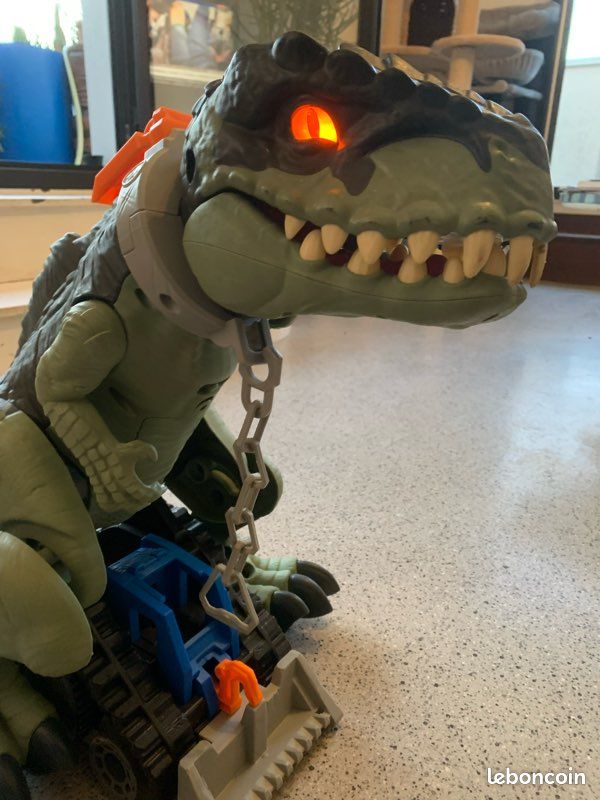 Gros dinosaure avec bruitages sonores (image 1)