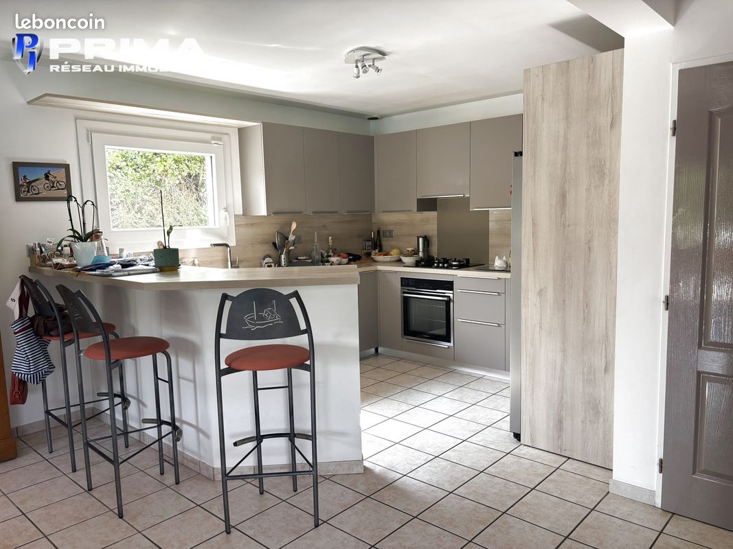 Maison 7 pièces 166 m² · à Voiron · 166 m² · 599 000 €