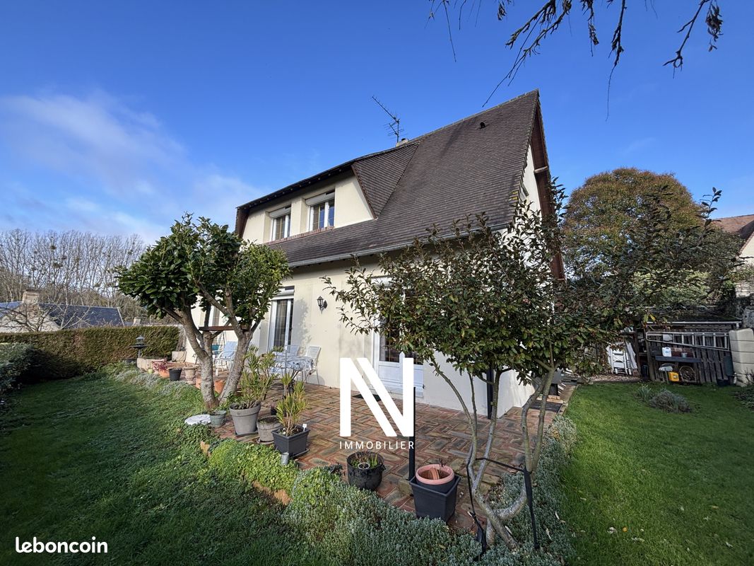 Maison 5 pièces 115 m² · à Creully sur Seulles · 115 m² · 299 000 €