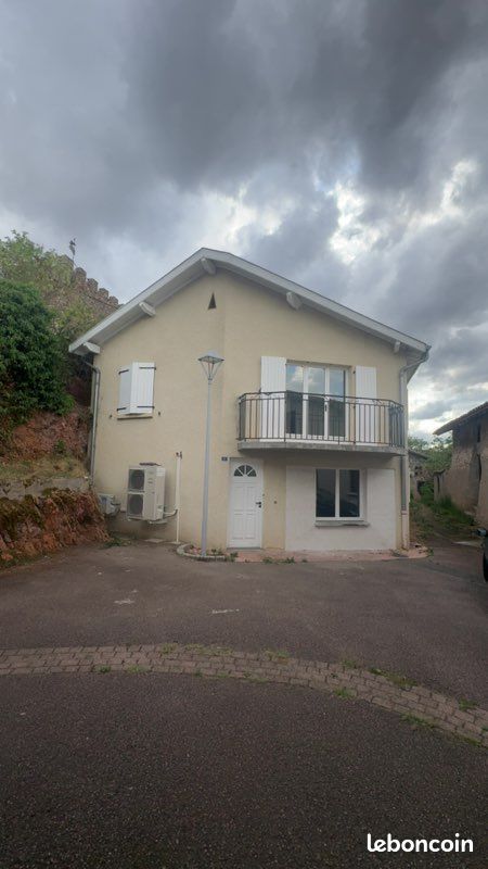 Maison 4 pièces 112 m² · à Saint-Germain-Laval · 112 m² · 830 €/mois