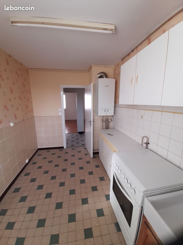 Particulier loue T2 de 48m2, Limoges, quartier Montjovis/Beaupuy/Ruchoux - Limoges 87100 Aurence-Cognac Cité U. Beaublanc (image principale 0)