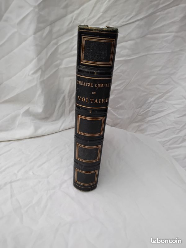 Livre ancien théâtre complet de Voltaire (image 1)