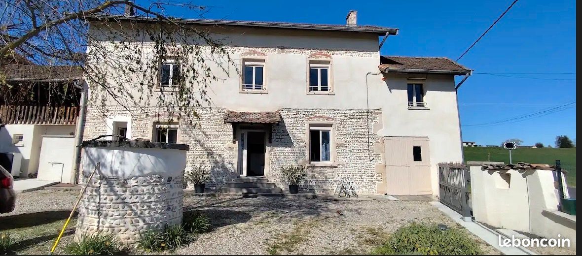 Maison 5 pièces 160 m² · à Saint-Savin · 160 m² · 1 480 €/mois