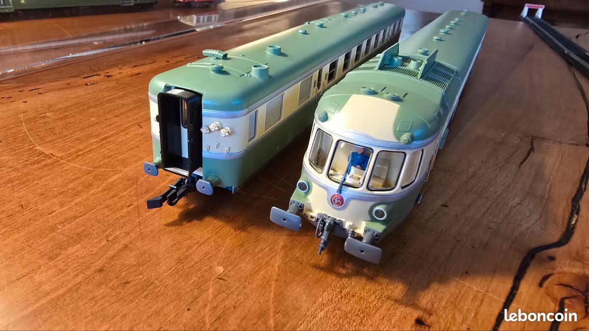 Modèle Réduit Roco HO - Autorail X2778 RGP TEE - SNCF - 2 Rails - Comme Neuf