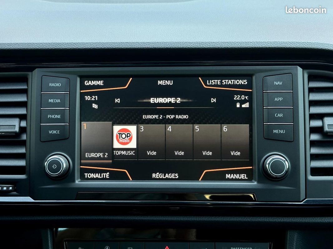 CUPRA ATECA 2.0 TSI 300 DSG 4Drive 1ère Main Siège F1 TOP Toit Attelage Brembo Caméra 360 (image 32)