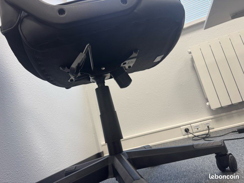 Chaise de bureau confortable et gaming cuir (image 4)