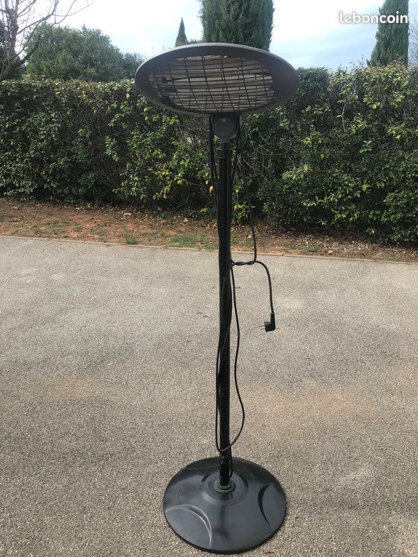 Parasol chauffant (image 1)