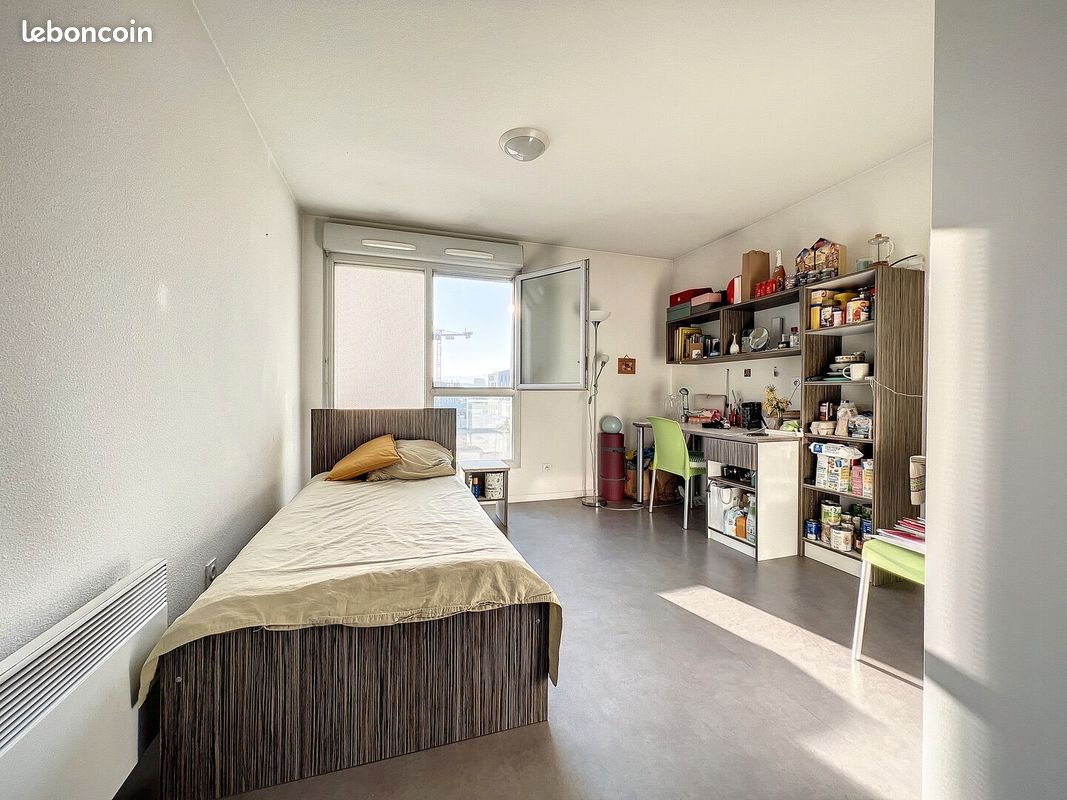 Studio 1 pièce 21 m² (image 2)