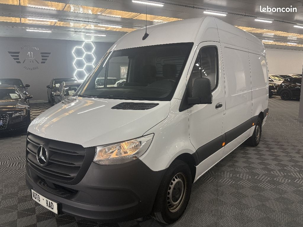 Mercedes Sprinter FOURGON FGN 315 CDI 43 3.5T RWD FIRST TVA RECUPERABLE (image 3)