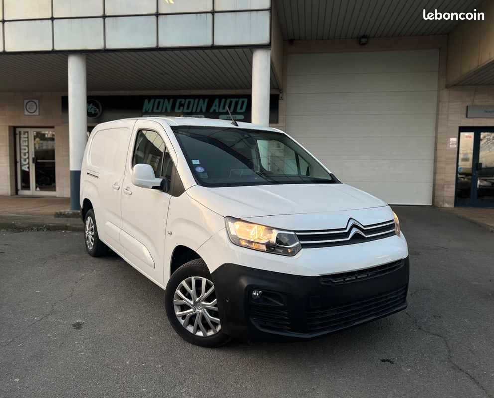 Citroën Berlingo XL 1.2 GPF S&S 110 cv Ecran Multimedia (image 1)