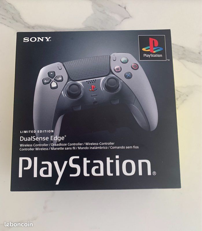 ② Manette PS5 Edge - 30th Anniversary Limited Edition - Consoles de jeu | Sony Consoles | Accessoires ② Manette PS5 Edge - 30th Anniversary Limited Edition - Consoles de jeu | Sony Consoles | Accessoires