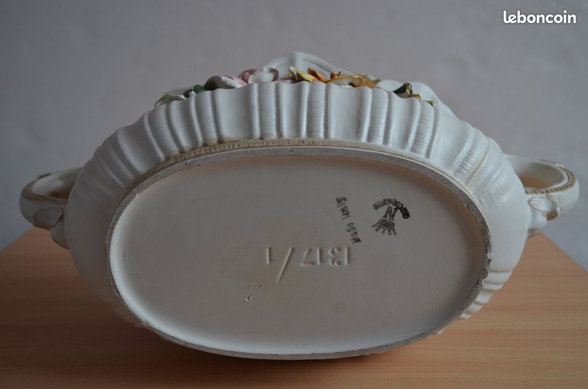Soupière avec son plat faïence Capodimonte - Arts de la table