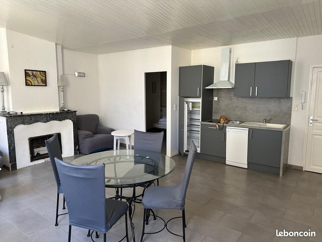 Appartement 2 pièces 45 m² · à Hyères · 45 m² · 580 €/mois