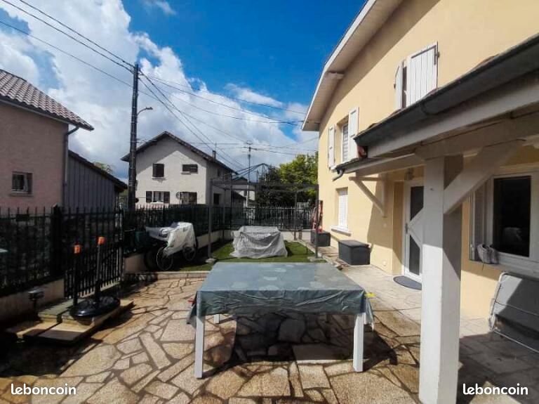 Maison 4 pièces 83 m² · à Beaucroissant · 83 m² · 195 000 €