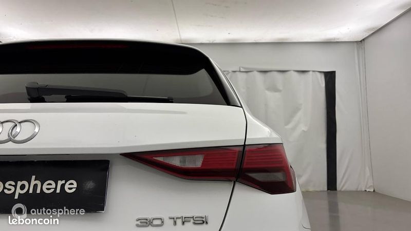 Audi A3 Sportback 30 TFSI 110ch Mild Hybrid S tronic 7 (image 21)