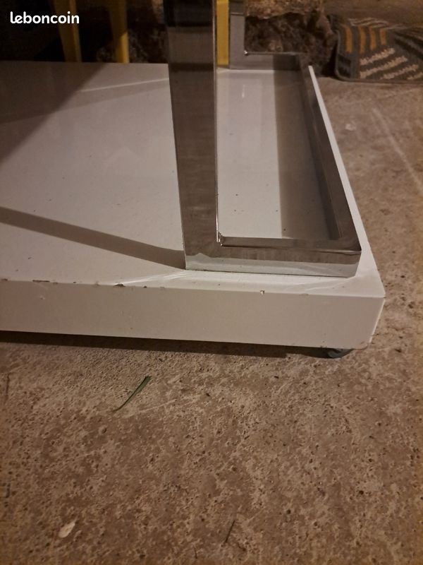 Table (image 2)