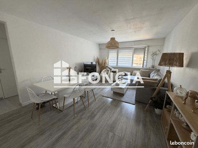 Appartement 3 pièces 64 m² · à Illzach · 64 m² · 890 €