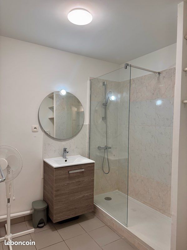 Appartement a louer salon-de-provence - 3 pièce(s) - 59 m2 - Surfyn