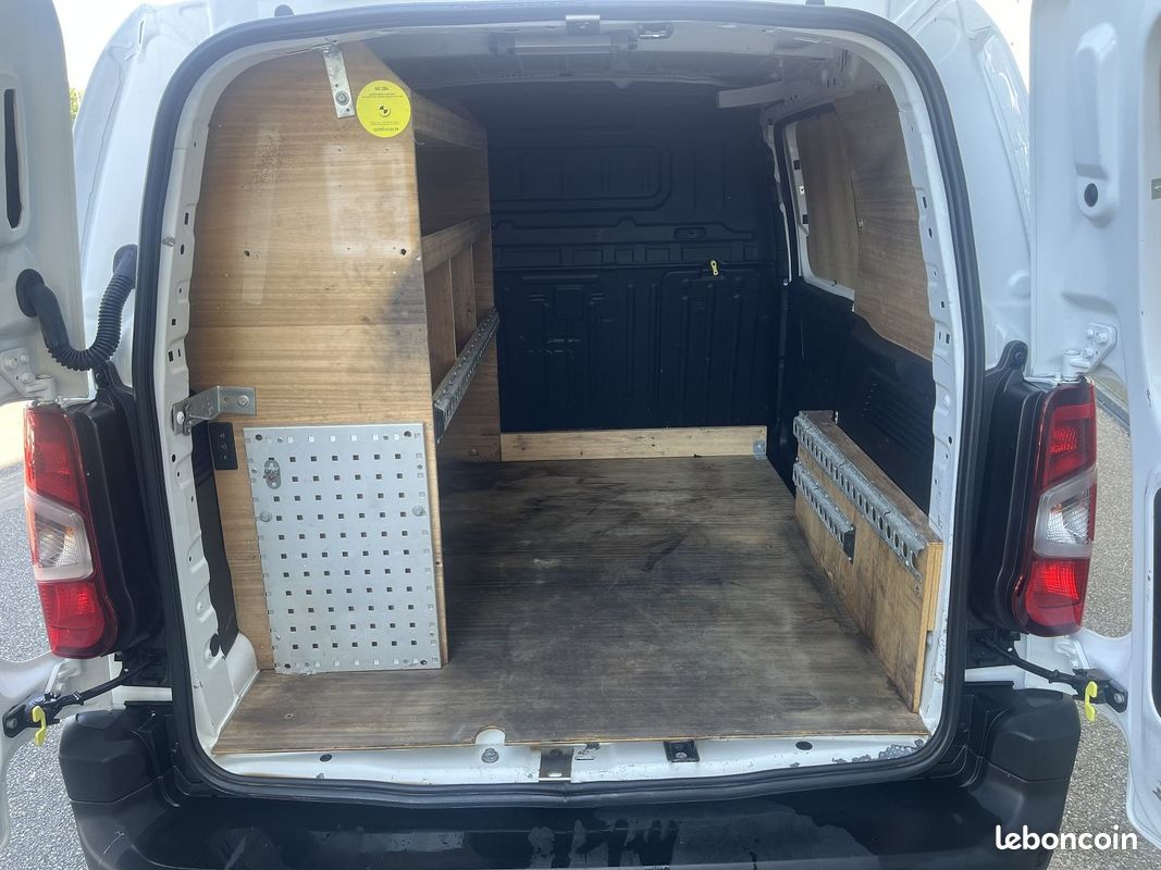 Citroen BERLINGO VAN M 1000KG HDI 100 CH DRIVER + 2016 E OPTIONS (image 7)