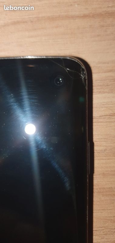 Samsung Galaxy S10 (image 3)