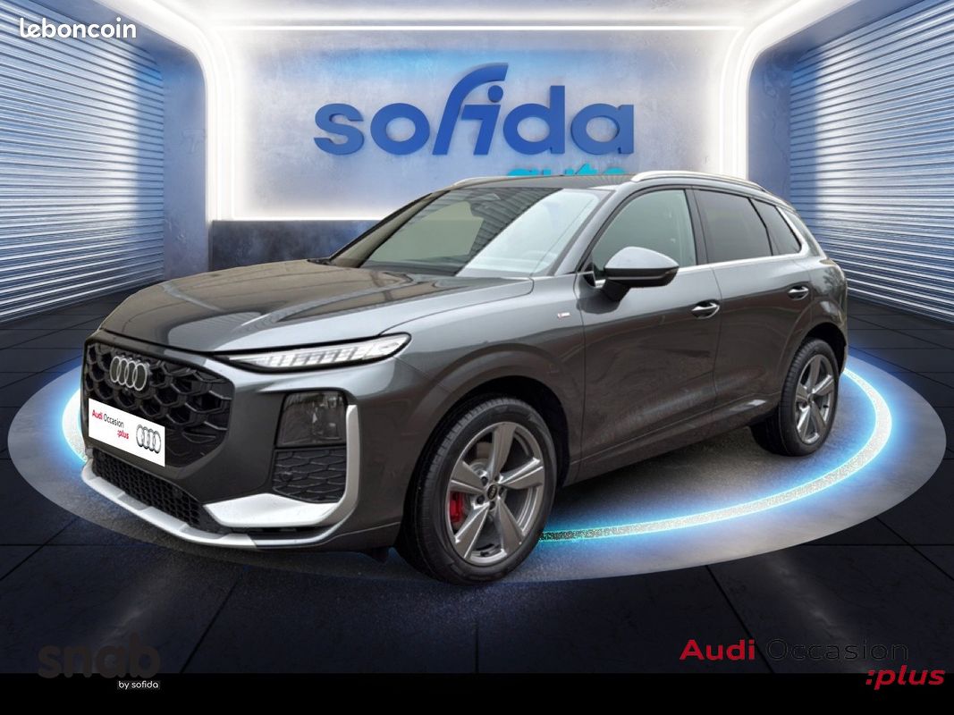AUDI Q3 TDI 150 ch S tronic 7 S line (image 1)
