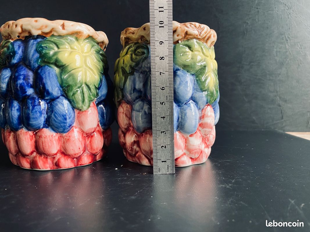 2 pots en barbotine- majolique motif raisins style bassano (image 5)