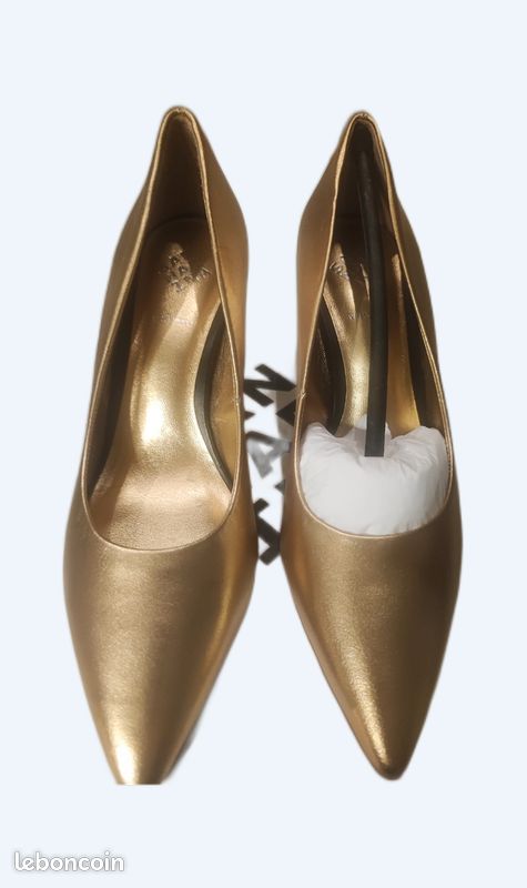 Escarpins San Marina En Cuir Doré - Pointure 37 - Talon 9.5 Cm (Kitten Heel) - Neuf Avec Boîte