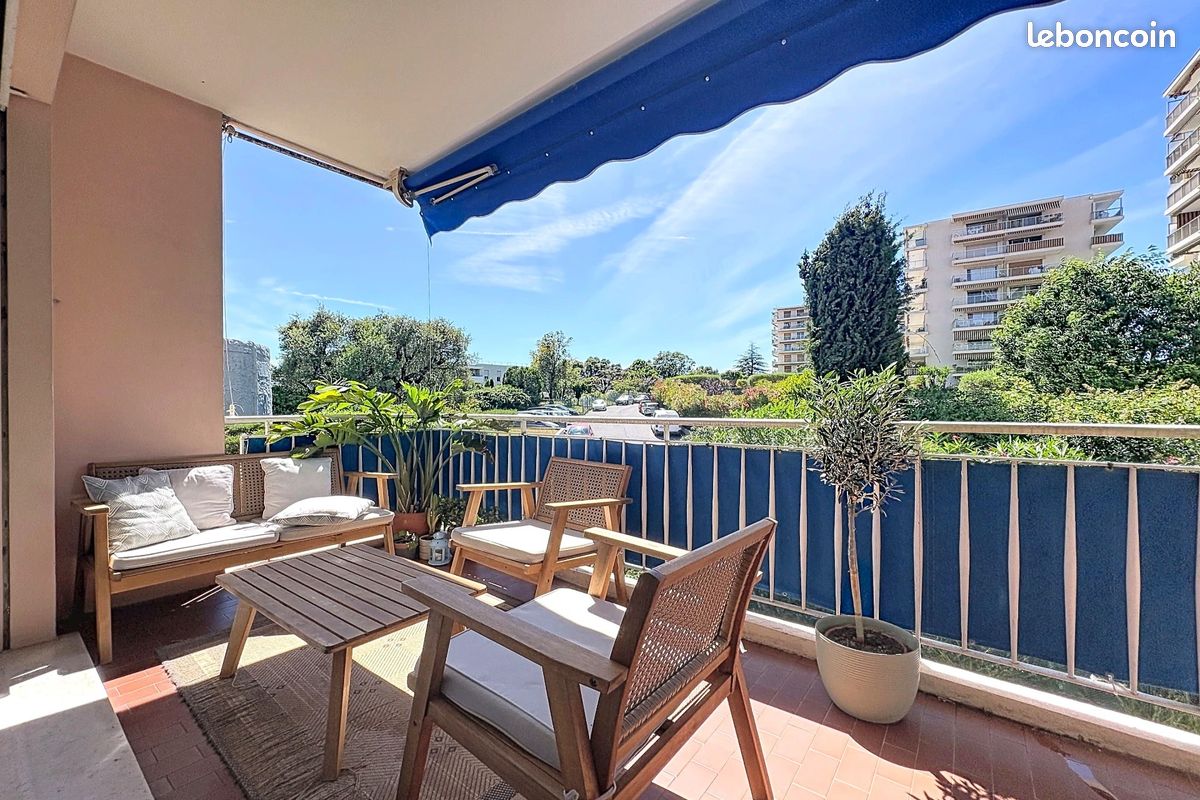 Parking 4 pièces 89 m² · à Antibes · 89 m² · 429 000 €