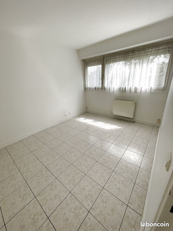 Appartement 1 pièce 32 m² · à Poissy · 32 m² · 120 000 €