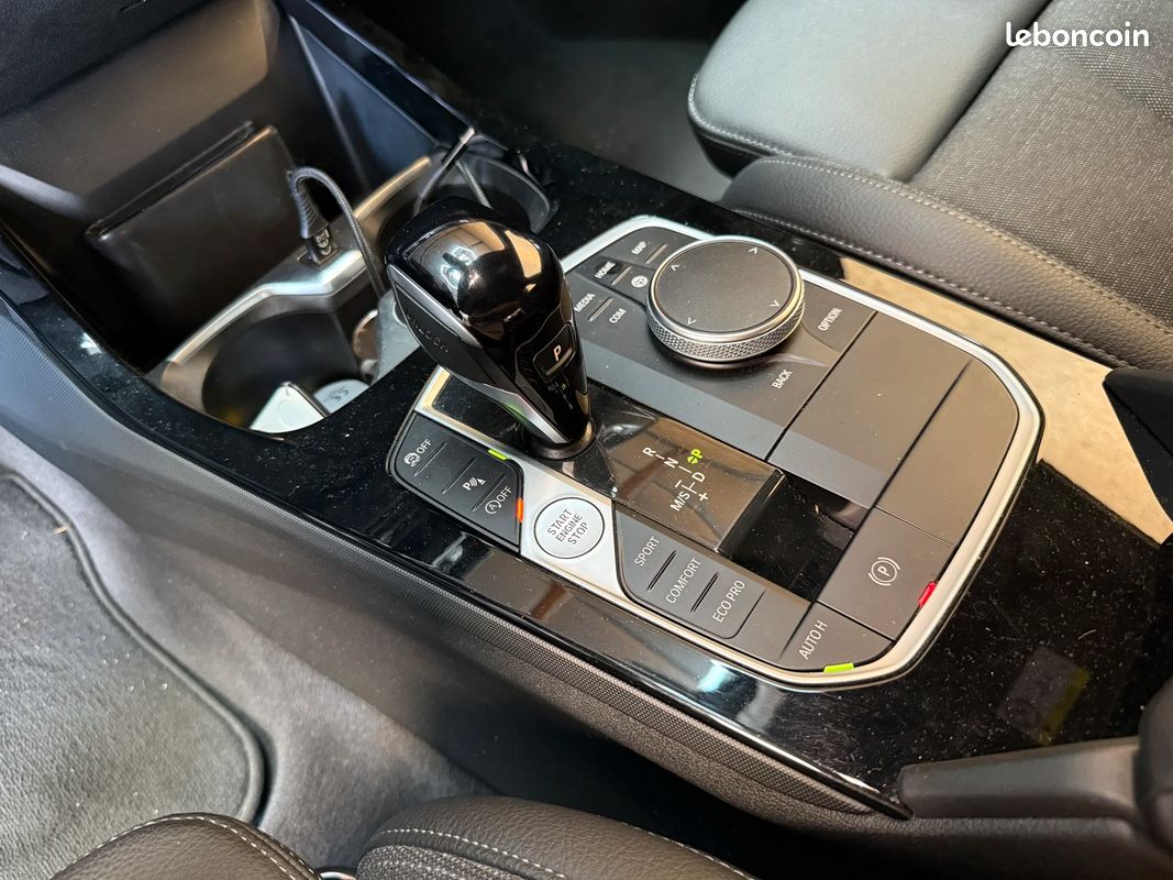 BMW SERIE 2 GRAN COUPE F44 2.0 218d 150 ch / Suivi complet BMW / Caméra de recul / Carplay (image 17)