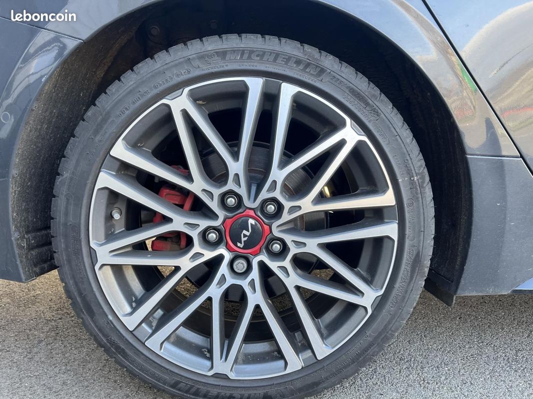 Kia pro cee d 1.6 t-gdi 205 gt dct bva (image 24)