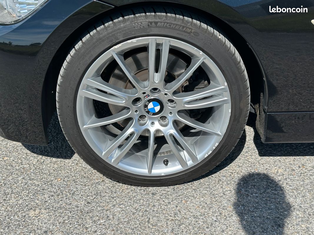 BMW 330i pack m E91 Touring LCI Phase 2 330 i Pack M propulsion / Toit panoramique / GPS Professional / Sièges électriques cuir / Xénon / Jantes 18” M / superbe état /Garantie 3 mois (image 10)