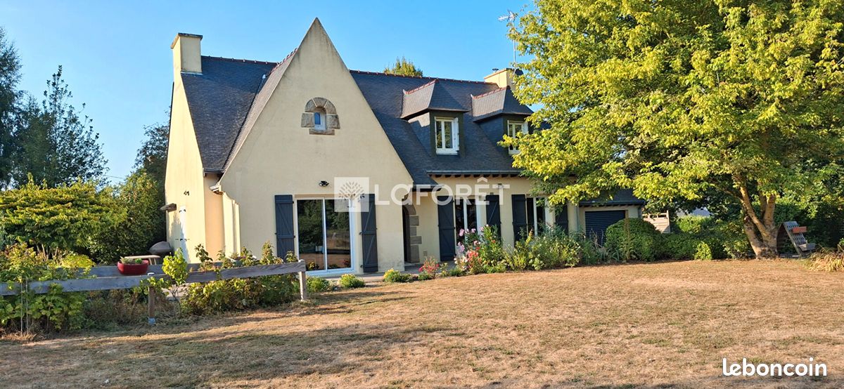 Maison 5 pièces 140 m² · à Ploumagoar · 140 m² · 420 000 €