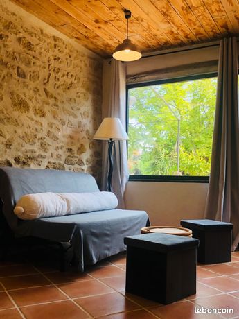 3P indépendant dans grande maison avec jardin et stationnement
