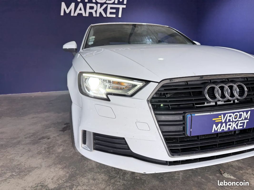 AUDI A3 1.6 D 110ch DESIGN - 2016 - Suivi complet - Phares LED - CARPLAY - DISTRIBUTION OK (image 18)