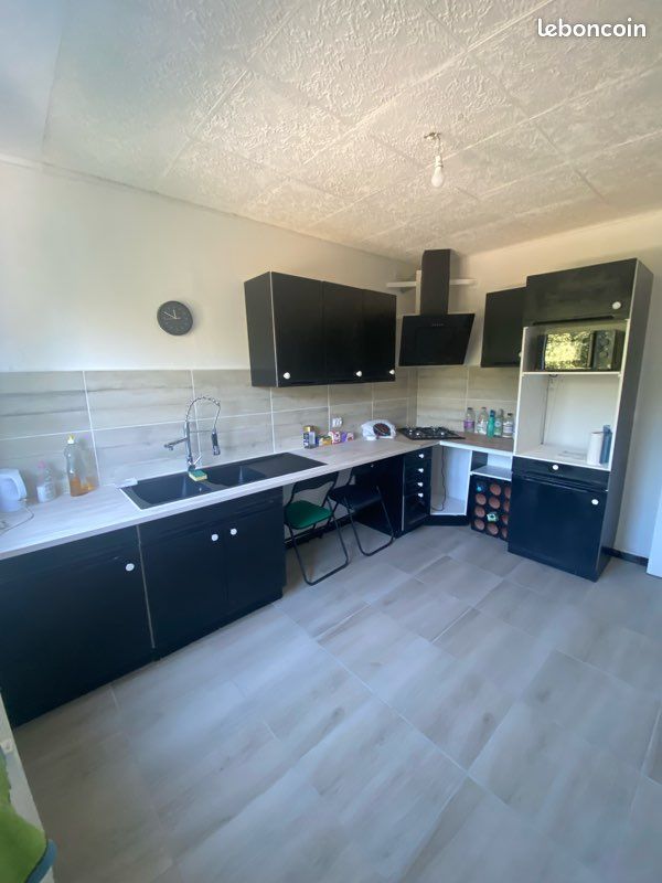Appartement 4 pièces 75 m² · à Nîmes · 75 m² · 800 €/mois