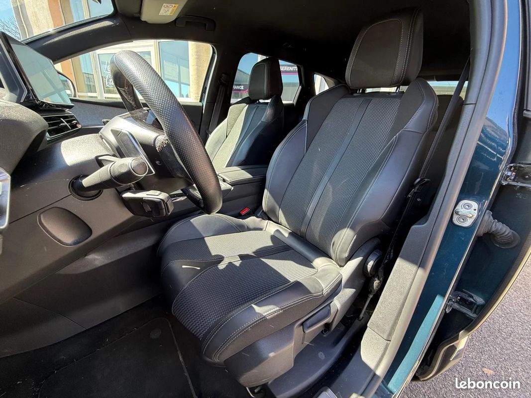 PEUGEOT 3008 BlueHDi 130ch S&S EAT8 GT / TVA RECUP / 1ER MAIN (image 10)