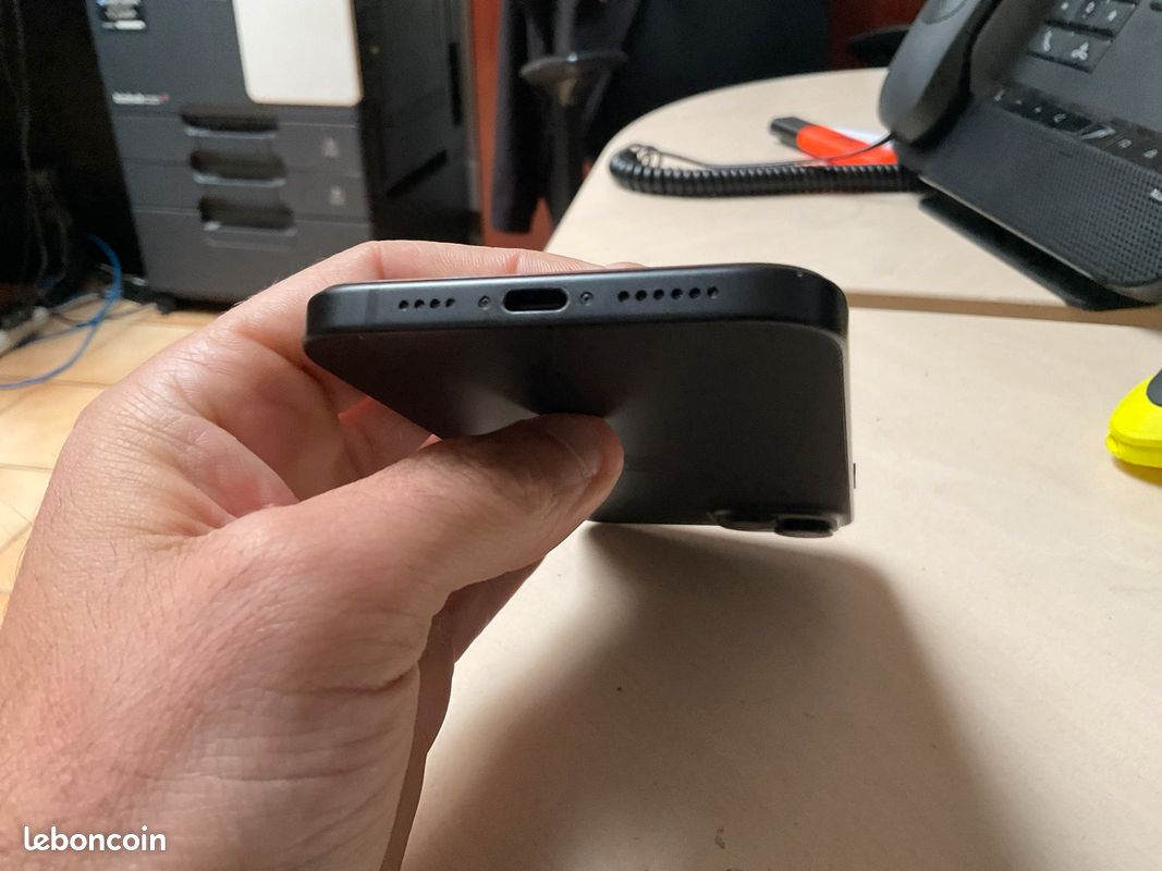 Échange, iPhone 15 Plus (image 8)