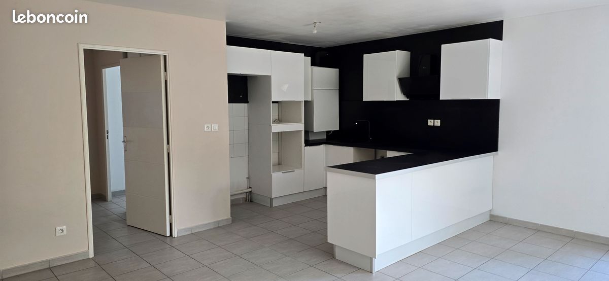 Appartement 4 pièces 80 m² · à Décines-Charpieu · 80 m² · 1 220 €/mois