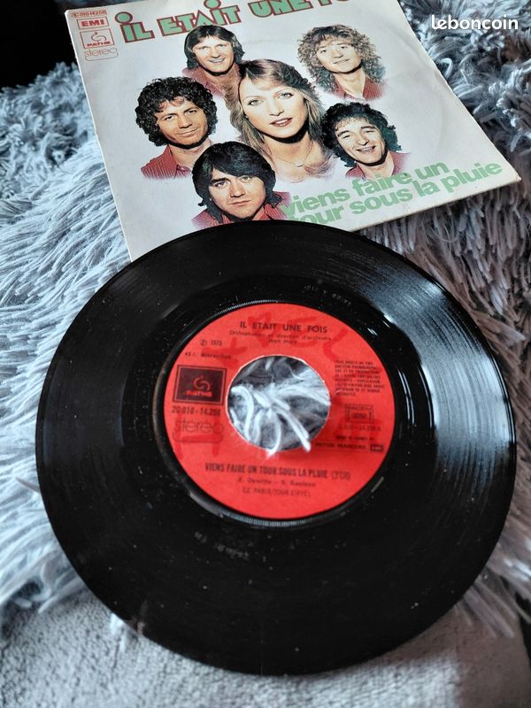 Vinyle 45 tours il était une fois, viens faire un tour qous la pluie (image 3)