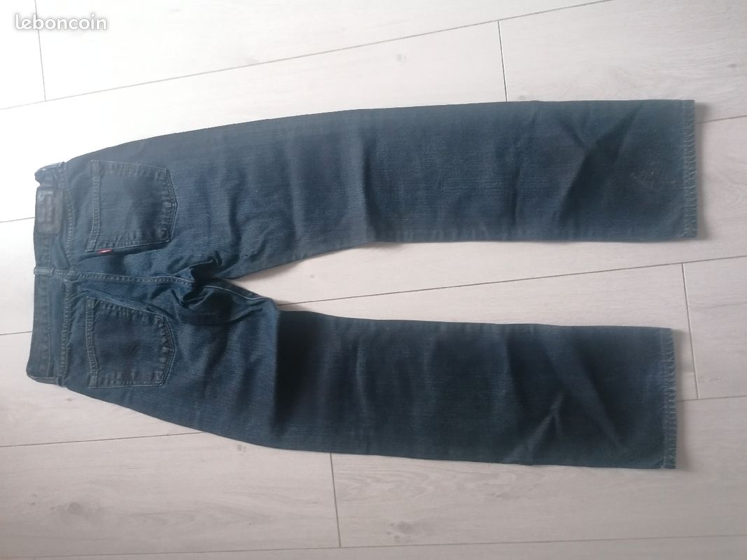 Jean levis 501 (image 2)