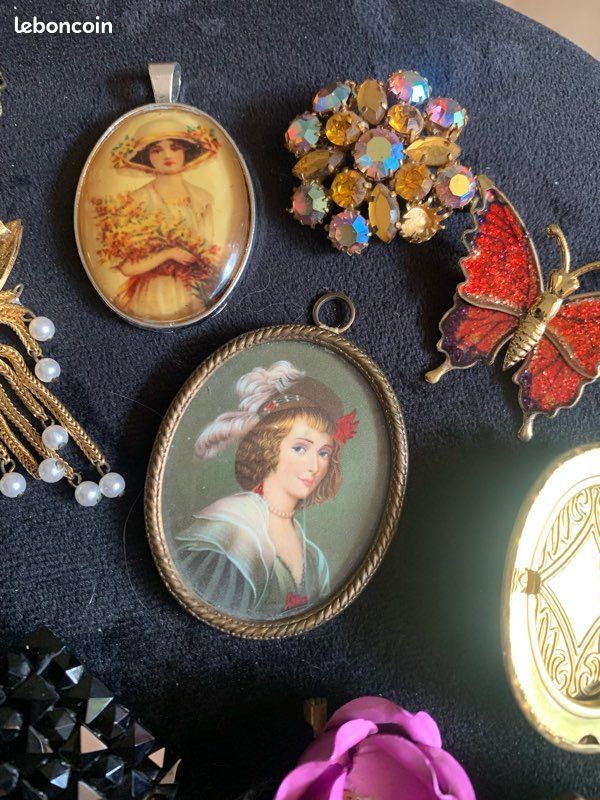 Lot De 3 Bijoux Vintage Années 60/70 - Broche Et Pendentif En Céramique - Style Rétro Bay - Occasion