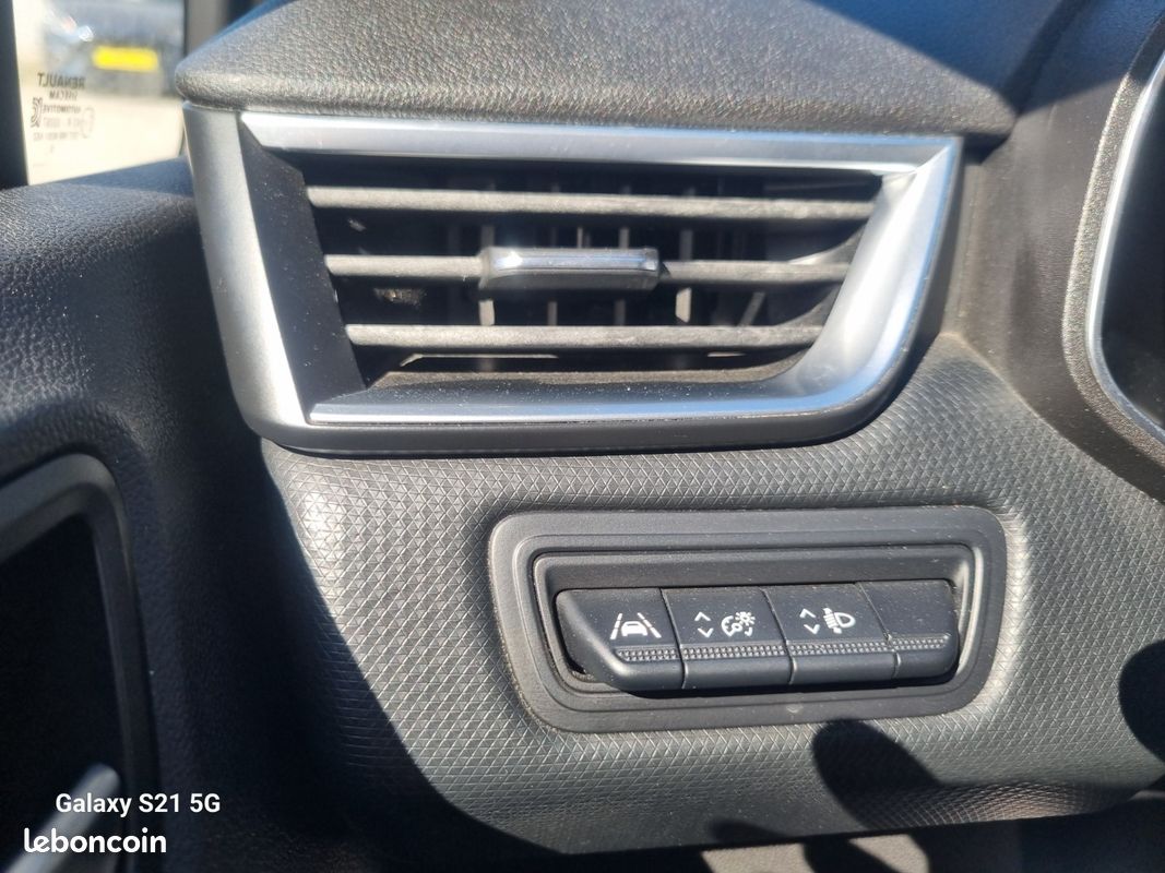 Renault CLIO V 1.6 E-TECH 140 Business Edition (image 19)
