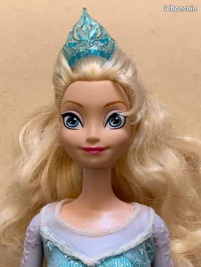 Poupée reine des neiges et olaf (image 1)