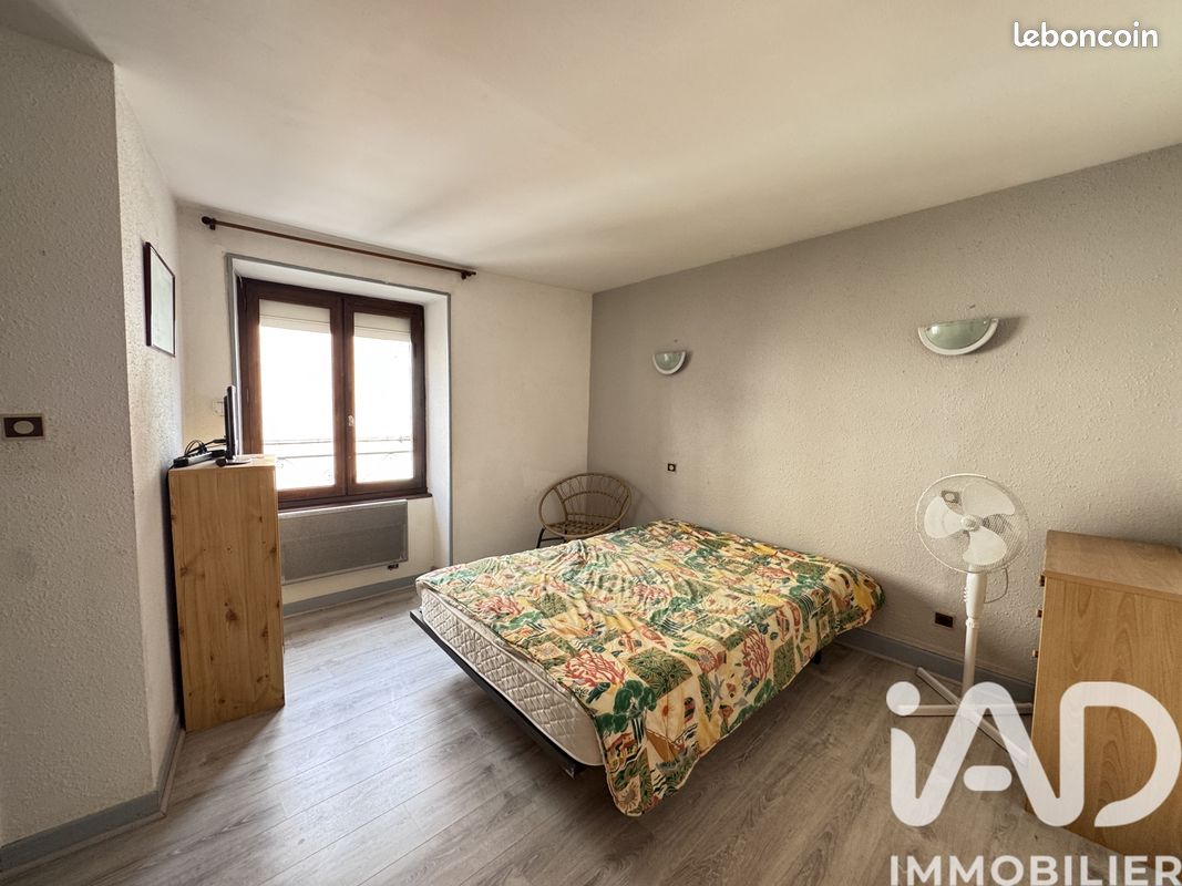 Immeuble 63 m² Vals-les-Bains (image 13)