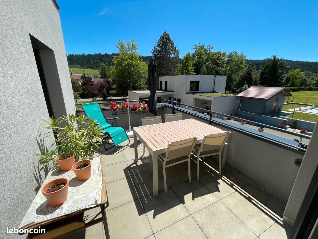 Appartement 4 pièces 85 m² · à Pontarlier · 85 m² · 240 000 €