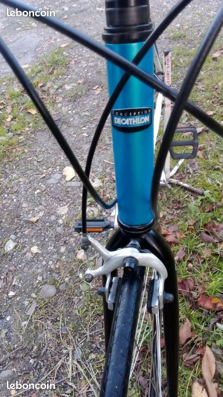 Vélo de loisirs Decathlon Sport 7.2 en aluminium, idéal pour les balades sur route. - Type de vélo : Vélo de loisirs - (image 2)