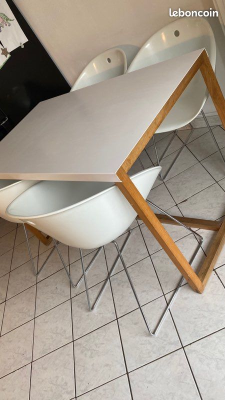 Table à manger + 4 chaises (image 2)